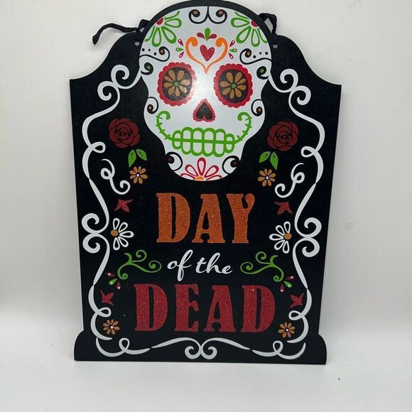 Halloween Decoration Day of The Dead Sugar Skull Hanging Sign - Picture 1 of 7